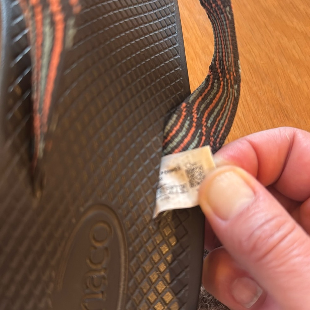 Chaco women’s flip flops